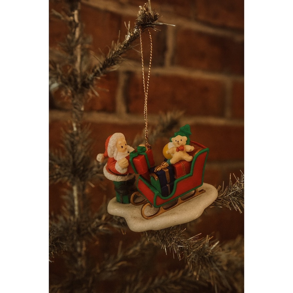 VINTAGE 1996 TRADITIONS Collectible GIFT ORNAMENT Santa Sleigh‎ Christmas Teddy